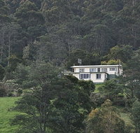The Eagles View - Accommodation Burleigh