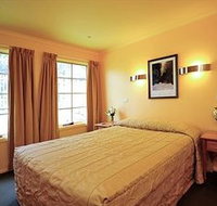 Country Club Villas - Accommodation Burleigh