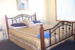 Fish-Tales On The Bay - Accommodation Burleigh 1