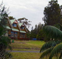 Berrara Waters Chalet - Accommodation Burleigh