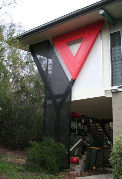 Bush Capital Lodge - Accommodation Burleigh 3