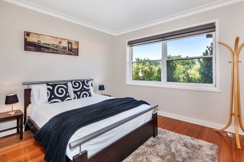 Lake Wendouree Luxury Apartments - Accommodation Burleigh 2