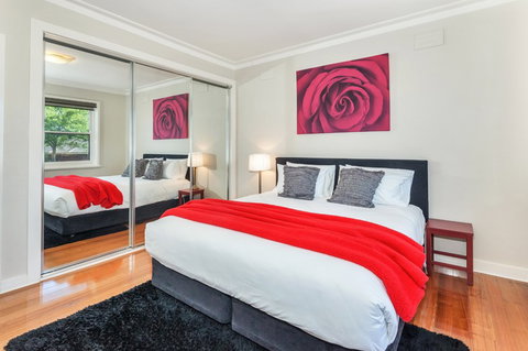 Lake Wendouree Luxury Apartments - Accommodation Burleigh 4