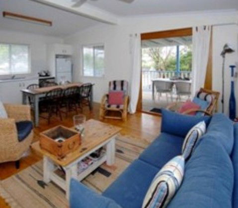 1A Mia Way - Accommodation Burleigh 1