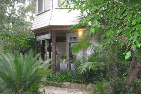 Alamein Caravan Park - Accommodation Burleigh 4