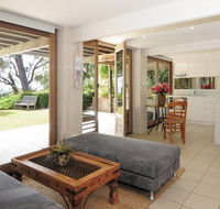 Bungalows on the Beach - Accommodation Burleigh