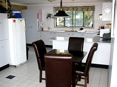 Edge Guest Rooms - Accommodation Burleigh 3