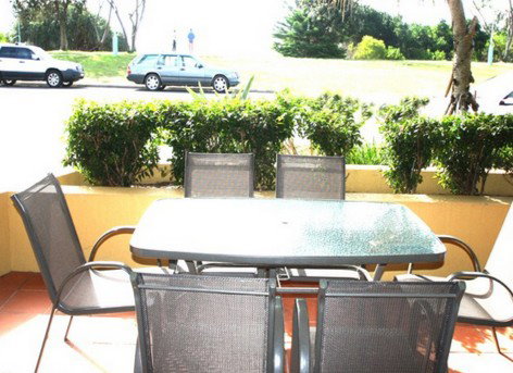 Airy Surfside Unit - Accommodation Burleigh 0