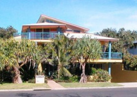 Airy Surfside Unit - Accommodation Burleigh 5