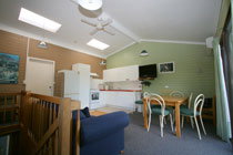 Alpha Centauri - Accommodation Burleigh 2