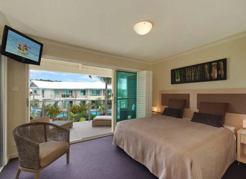 Pacific Blue Townhouse 358 - Accommodation Burleigh 0