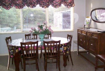 Echuca Holiday Houses - Temoca Cottage - Accommodation Burleigh 2