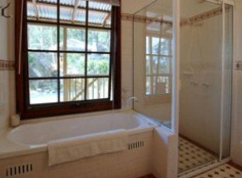 Cants Cottage - Accommodation Burleigh 3