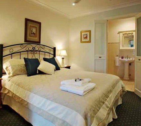 Adams Peak Retreat - Accommodation Burleigh 3