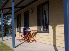 Belmadar Rose Cottage - Accommodation Burleigh 0