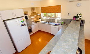 While Away Bed And Breakfast - Accommodation Burleigh 3