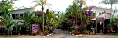 Coconut Palms On The Bay - Accommodation Burleigh 1