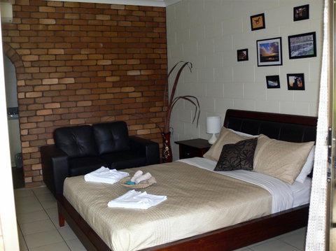 Susan River Homestead Adventure Resort - Accommodation Burleigh 3