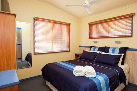 Fraser Lodge Holiday Park - Accommodation Burleigh 1