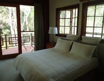Fairy Wren Lodge Bed & Breakfast - Accommodation Burleigh 1