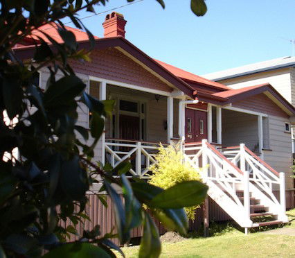 Kirkland House B&B - Accommodation Burleigh 0
