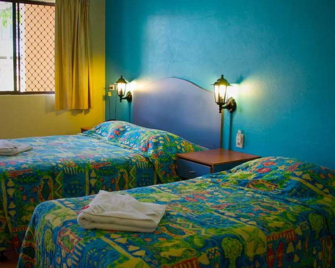 Adobe Motel - Accommodation Burleigh 5