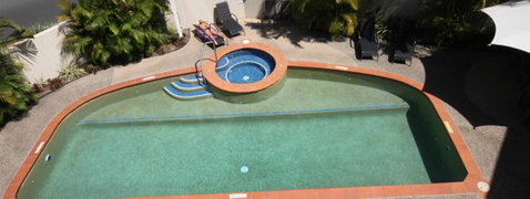 Aruba Beach Resort - Accommodation Burleigh 1
