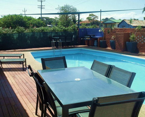 Bali Hi Motel - Accommodation Burleigh 0