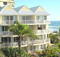 Crystal Beach Resort - Accommodation Burleigh
