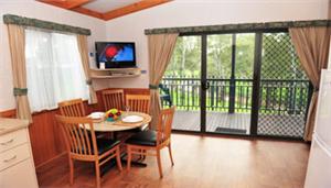 Levi Park Caravan Park - Accommodation Burleigh 2