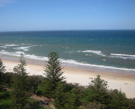 Pacific Regis Beachfront Apartments - Accommodation Burleigh 0