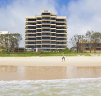 Pelican Sands Beach Resort - Accommodation Burleigh