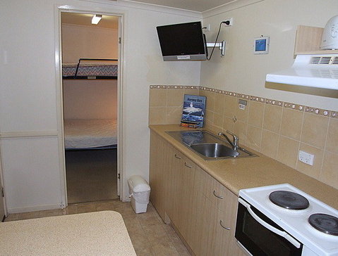 Happy Wanderer Village Caravan Park - Accommodation Burleigh 5