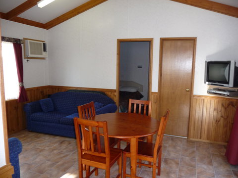 BIG4 Renmark Riverfront Caravan Park - Accommodation Burleigh 2