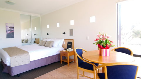 Margaret's Beach Resort - Accommodation Burleigh 1