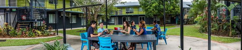 Cairns Student Lodge - Accommodation Burleigh 3