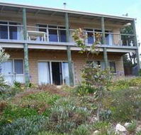 The Dog And Cockle Beach House - Accommodation Burleigh