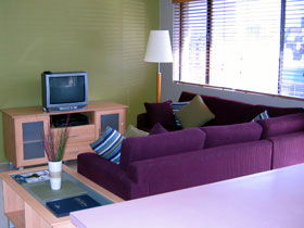 Beachside Court - Accommodation Burleigh 1