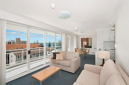 Atrium Resort - Accommodation Burleigh 2