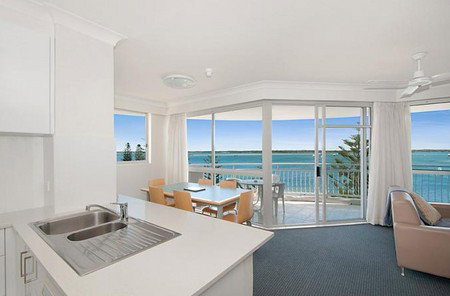 Atrium Resort - Accommodation Burleigh 4