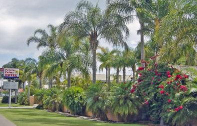 Forster Palms Motel - Accommodation Burleigh 2