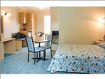 Comfort Inn Hallmark At Tamworth - Accommodation Burleigh 1