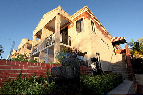 Country Comfort Inter City Perth Hotel & Apartments - Accommodation Burleigh 3
