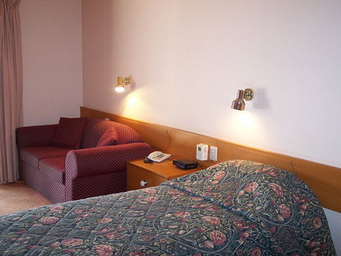 Philadelphia Motor Inn - Accommodation Burleigh 1