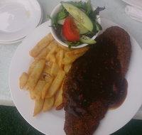 Findon Hotel - Accommodation Burleigh