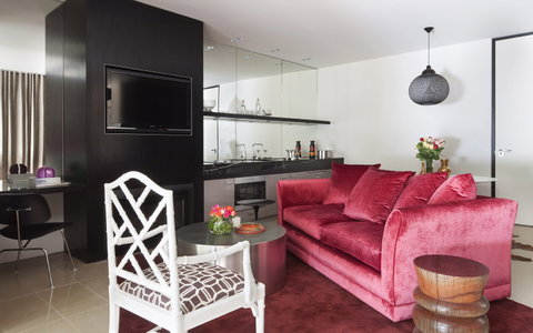 Hepburn At Hepburn - By 8Hotels - Accommodation Burleigh 0