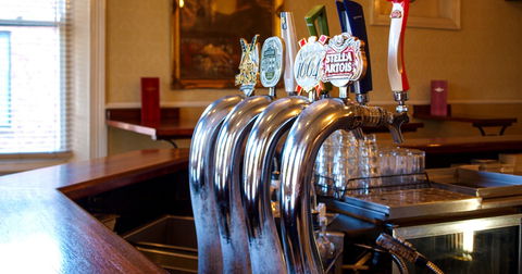 GILBERT STREET HOTEL - Accommodation Burleigh 0