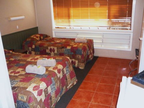Barcaldine Motel & Villas - Accommodation Burleigh 4