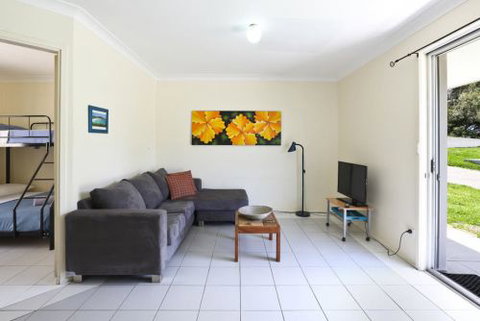 Pacific Sands Accommodation - Accommodation Burleigh 2