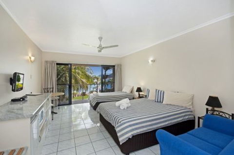 Hinchinbrook Marine Cove Motel - Accommodation Burleigh 0